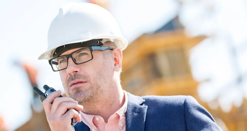 Benefits of Polycarbonate Lenses in Safety Glasses